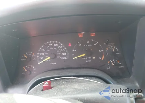 1997 GMC Jimmy Sls из США, поврежденный, VIN 1GKCT18W3VK516050